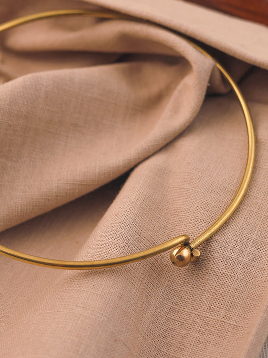 Elegant Handmade Gold-Plated Hasli Necklace