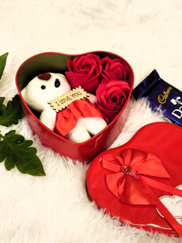 Timeless Red Rose & Gold LOVE Display The Eternal Romance Collection