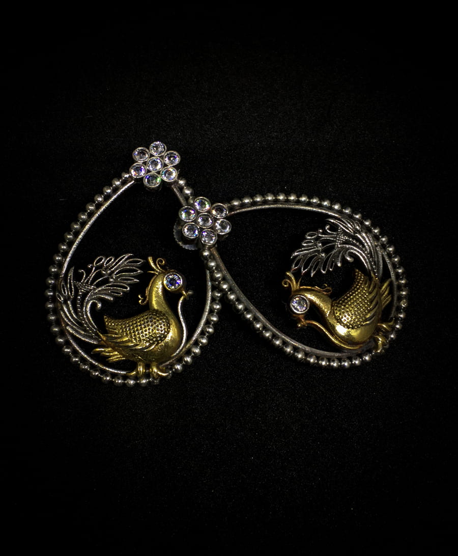dual-tone-peacock-shape-dangle-earring-white-viraasi