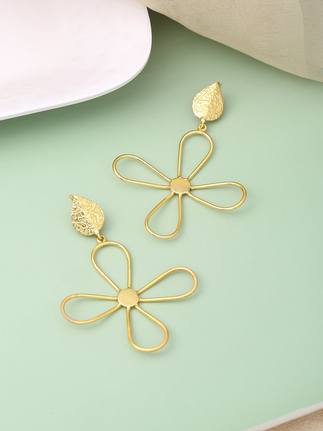 Flower Shape Gold-Plated Earrings for Women