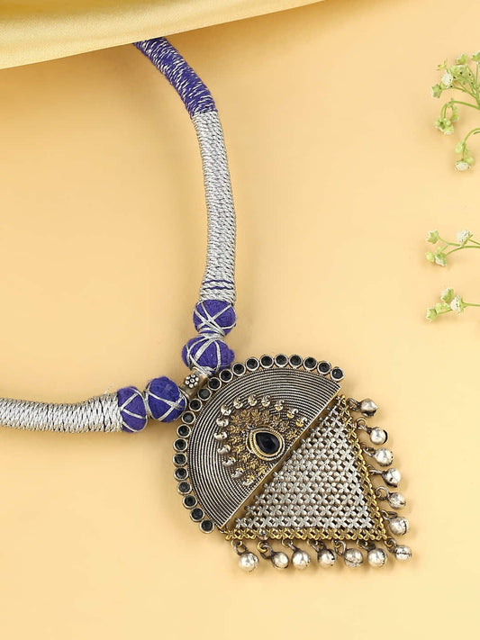 dual-tone-thread-necklace-with-blue-stone-viraasi
