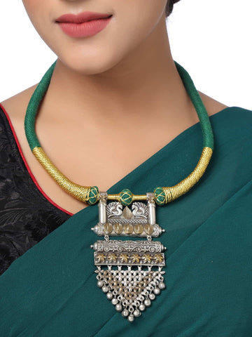 floral-shape-classic-dual-tone-thread-necklace-viraasi