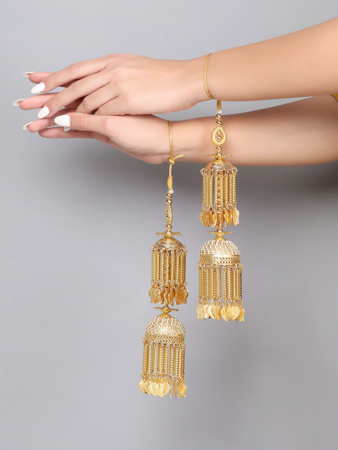gold-plated-leaf-shape-bridal-kaleera-set-viraasi