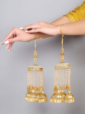 gold-plated-handcrafted-bridal-kaleera-with-pearls-viraasi