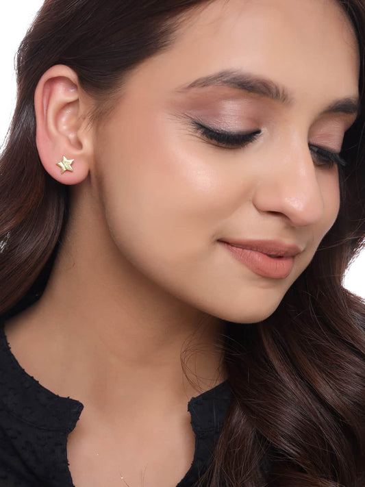 gold-plated-minimal-design-star-earrings-viraasi