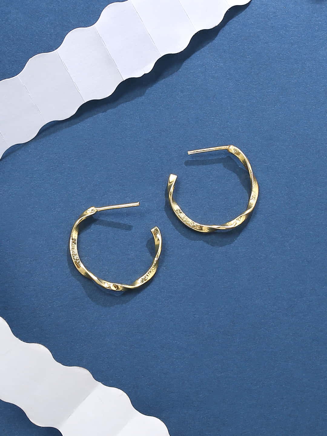 gold-plated-minimal-design-hoop-earrings-viraasi