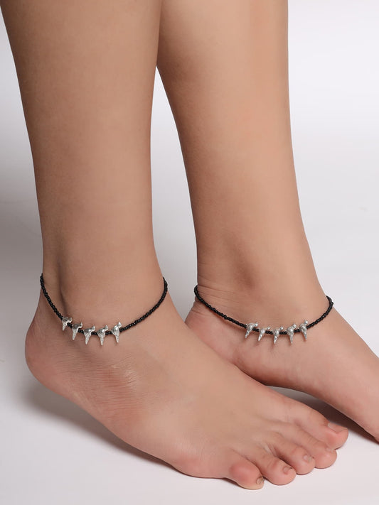 bird-shape-anklet-with-black-beads-viraasi