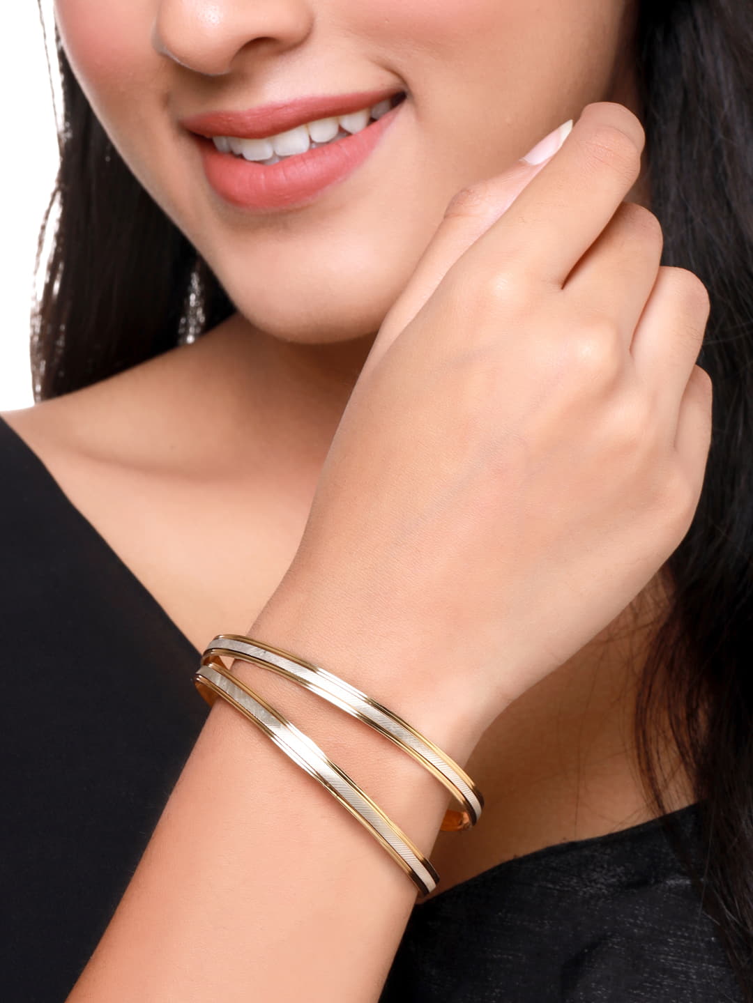 gold-plated-dual-tone-design-bangles-set-viraasi