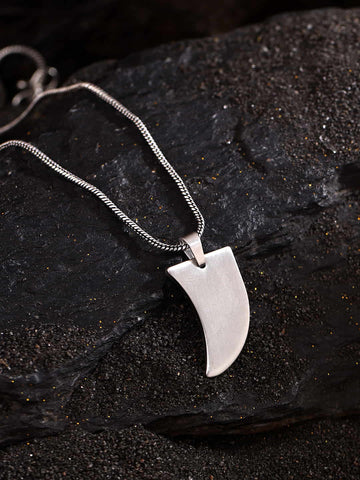 silver-plated-wolf-tooth-pendant-with-chain-viraasi
