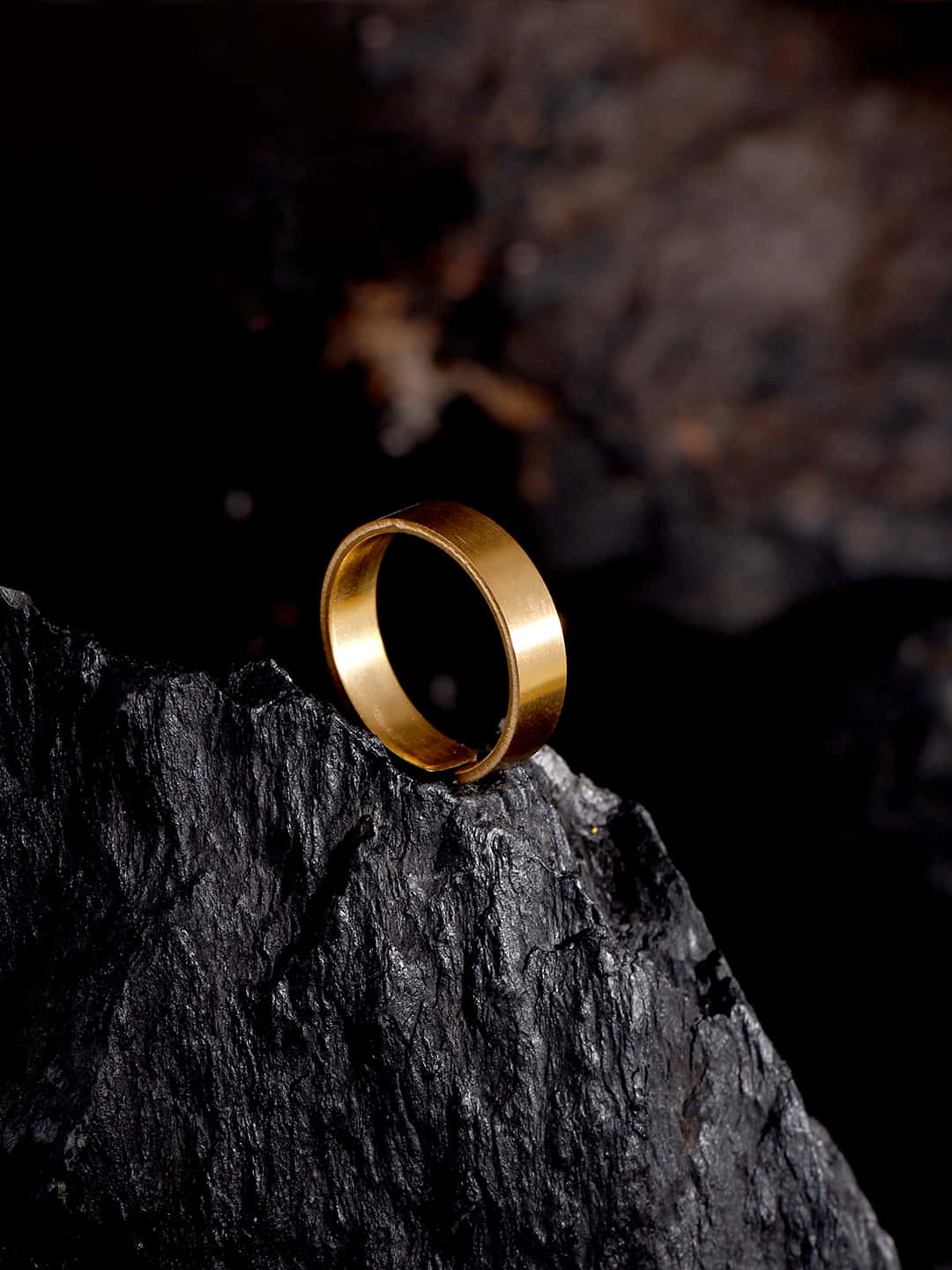 stainless-steel-gold-plated-band-ring-viraasi